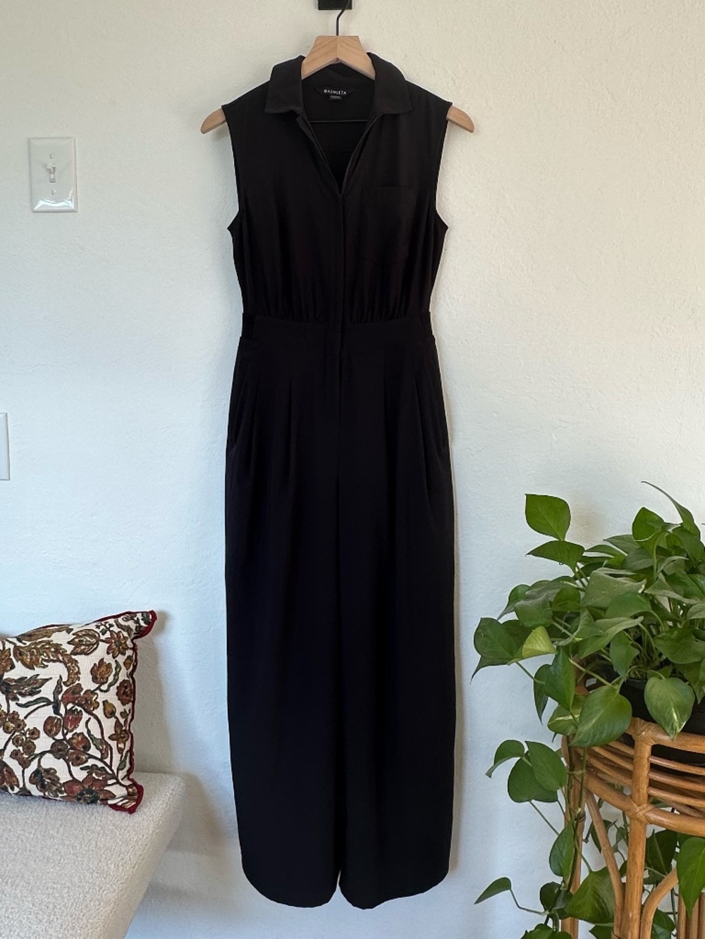 Athleta Black Sleeveless Collared Jumpsuit 0 Wide Leg Zip Front